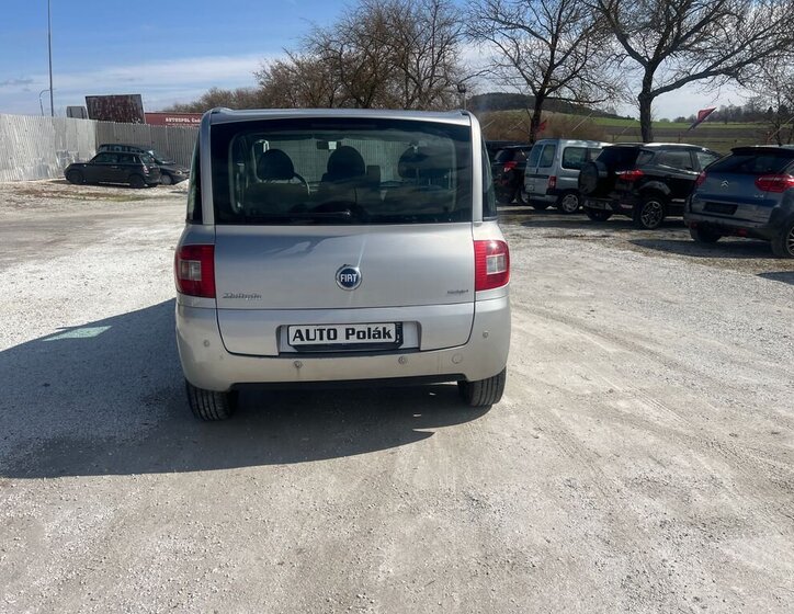 Fiat Multipla Kombi 1,9 l 1910 kw