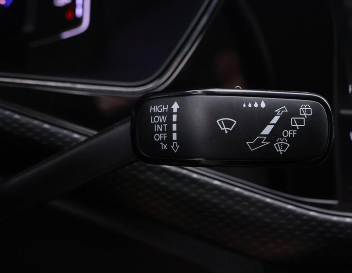 Volkswagen T-Cross SUV 999,0 85 kw