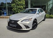 Lexus ES 300h Sedan / Limuzína 2,5 l 160 kw