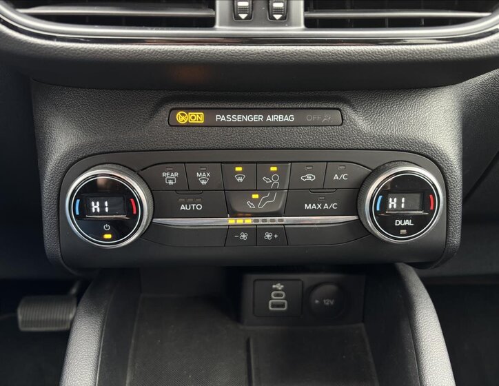 Ford Kuga SUV / Terénní 2,5 l 140 kw