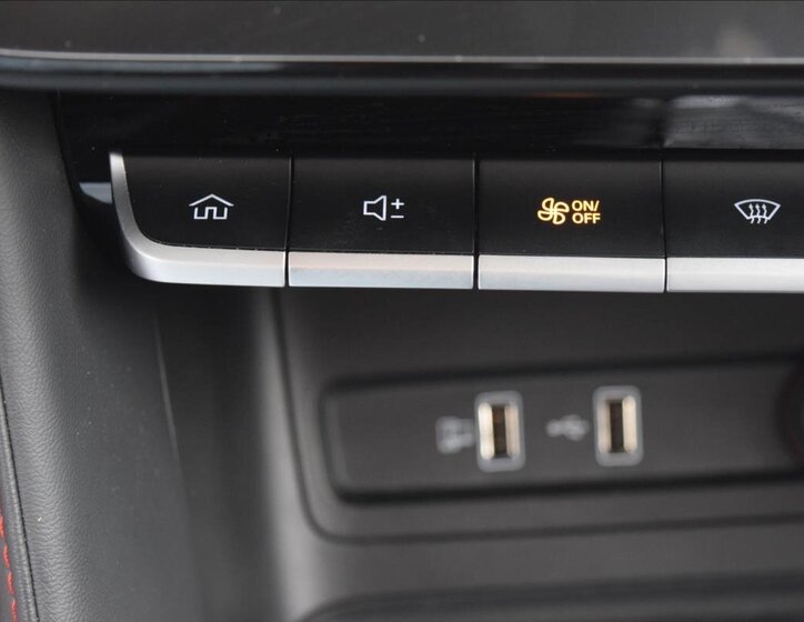 MG ZS Hatchback 1,5 l 78 kw