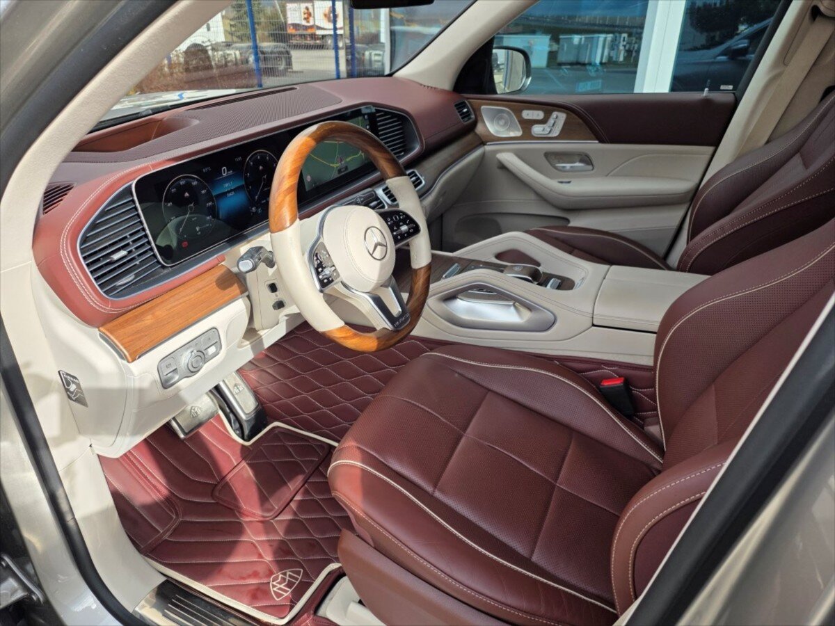 Mercedes-Benz GLS SUV 4,0 l 410 kw