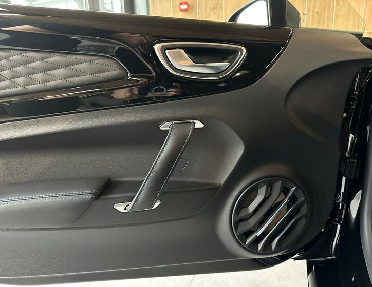 Ostatní Ostatní Kupé 1,8 l 185 kw