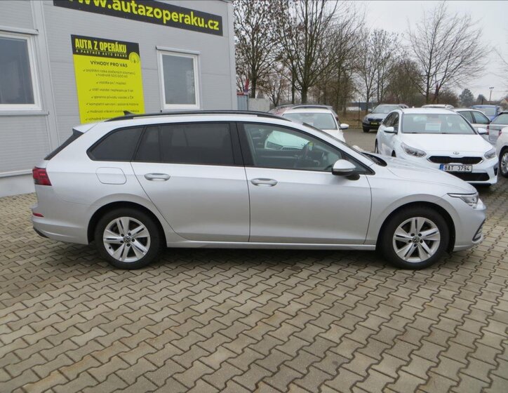 Volkswagen Golf Kombi 1,5 l 110 kw