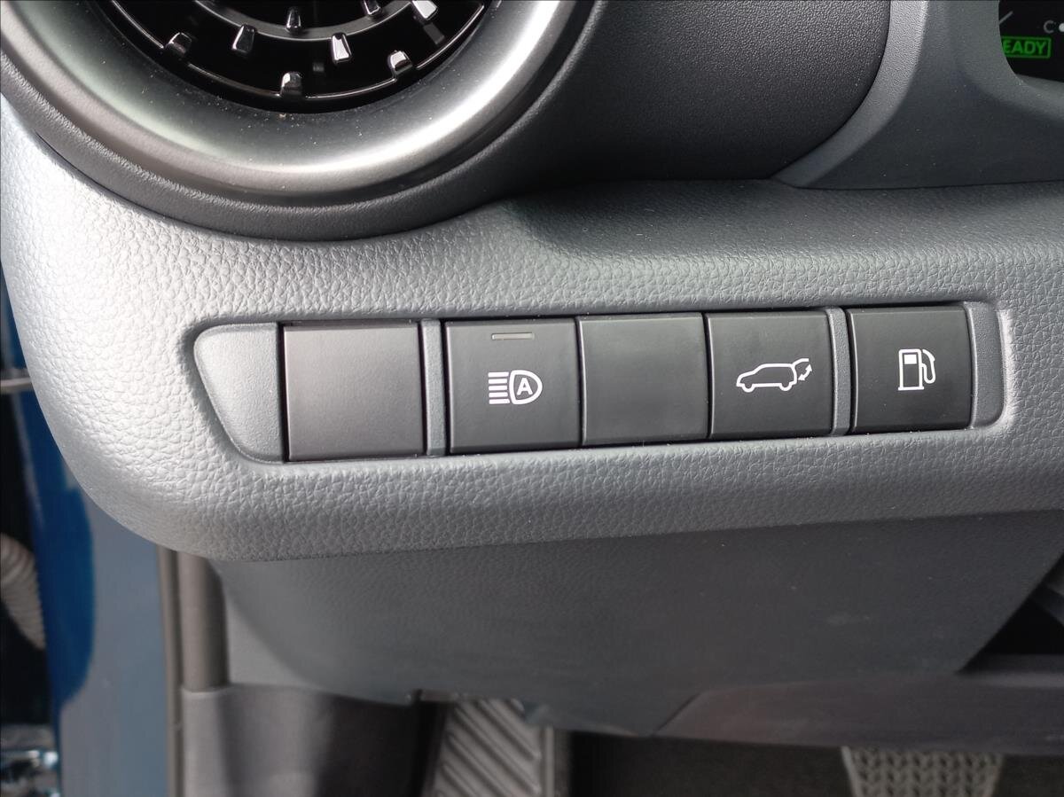 Toyota C-HR SUV / Terénní 2,0 l 112 kw