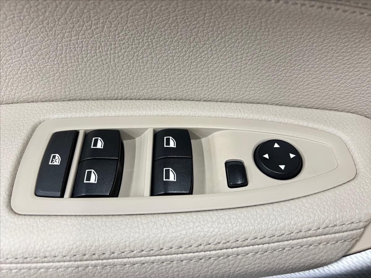 BMW Řada 1 Hatchback 3,0 l 235 kw