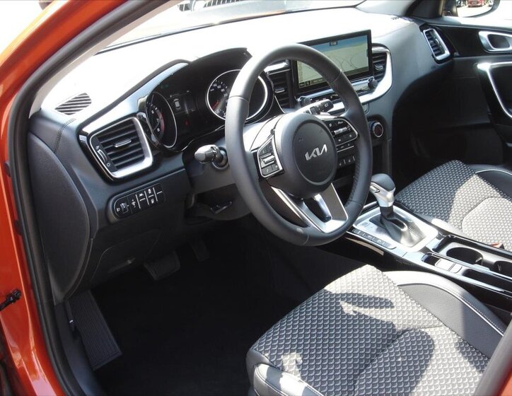 KIA XCeed SUV / Terénní 1,5 l 103 kw