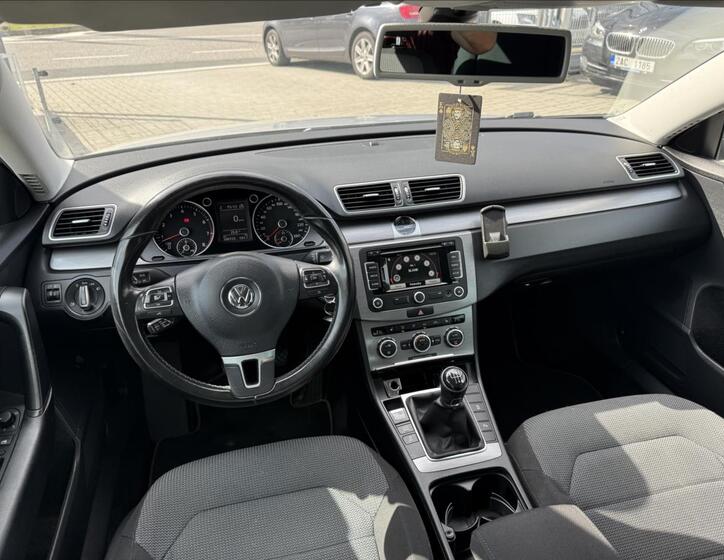 Volkswagen Passat 14