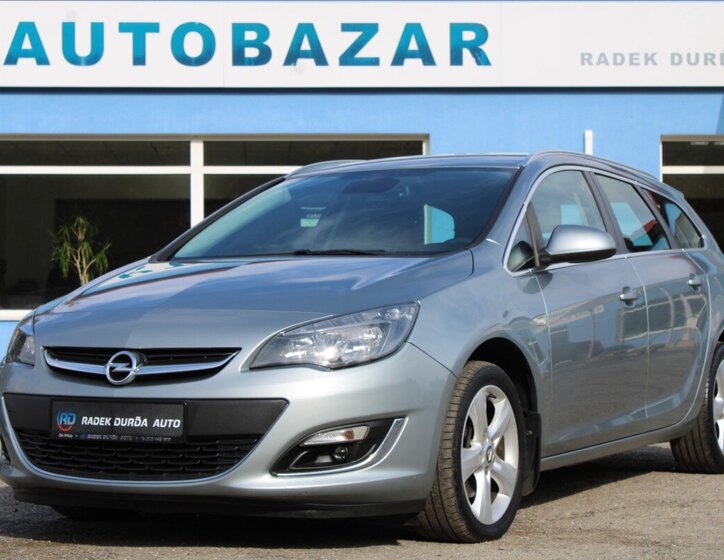 Opel Astra Kombi 2,0 l 121 kw