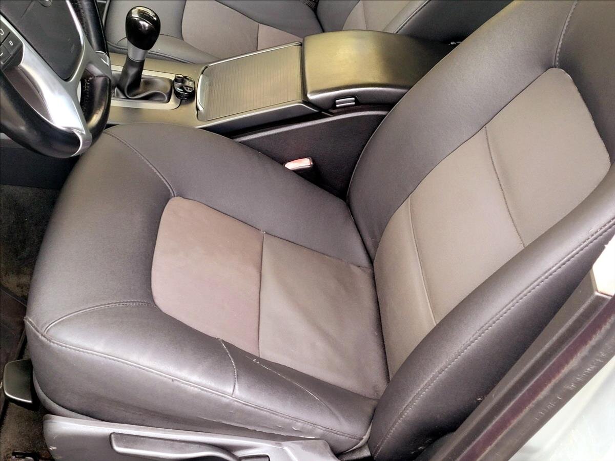 Volvo V70 Kombi 2,4 l 129 kw