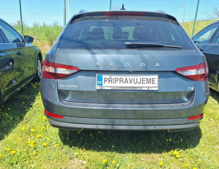 Škoda Superb Kombi 1,4 l 115 kw