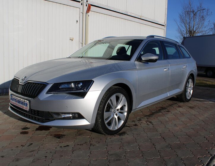Škoda Superb 1