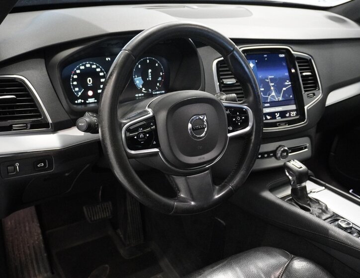 Volvo XC90 SUV 2,0 l 173 kw