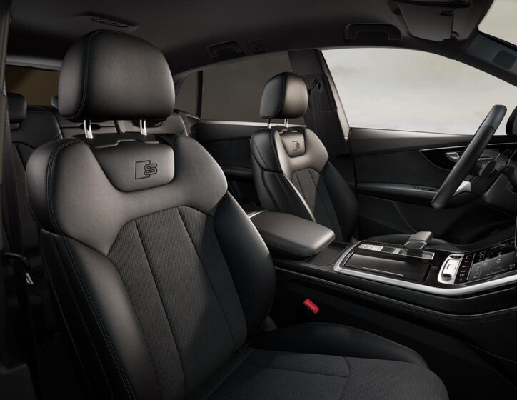 Audi Q8 SUV / Terénní 0,0 210 kw
