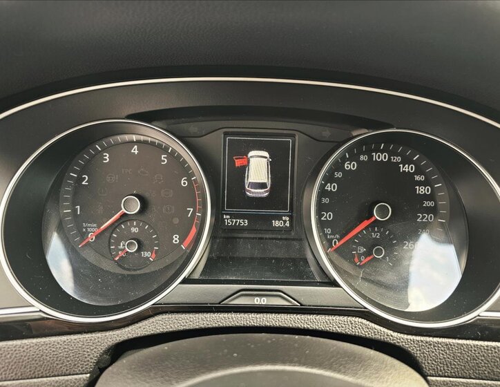 Volkswagen Passat Kombi 1,4 l 110 kw