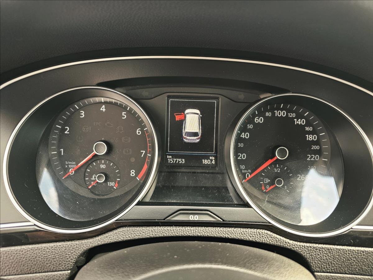 Volkswagen Passat Kombi 1,4 l 110 kw