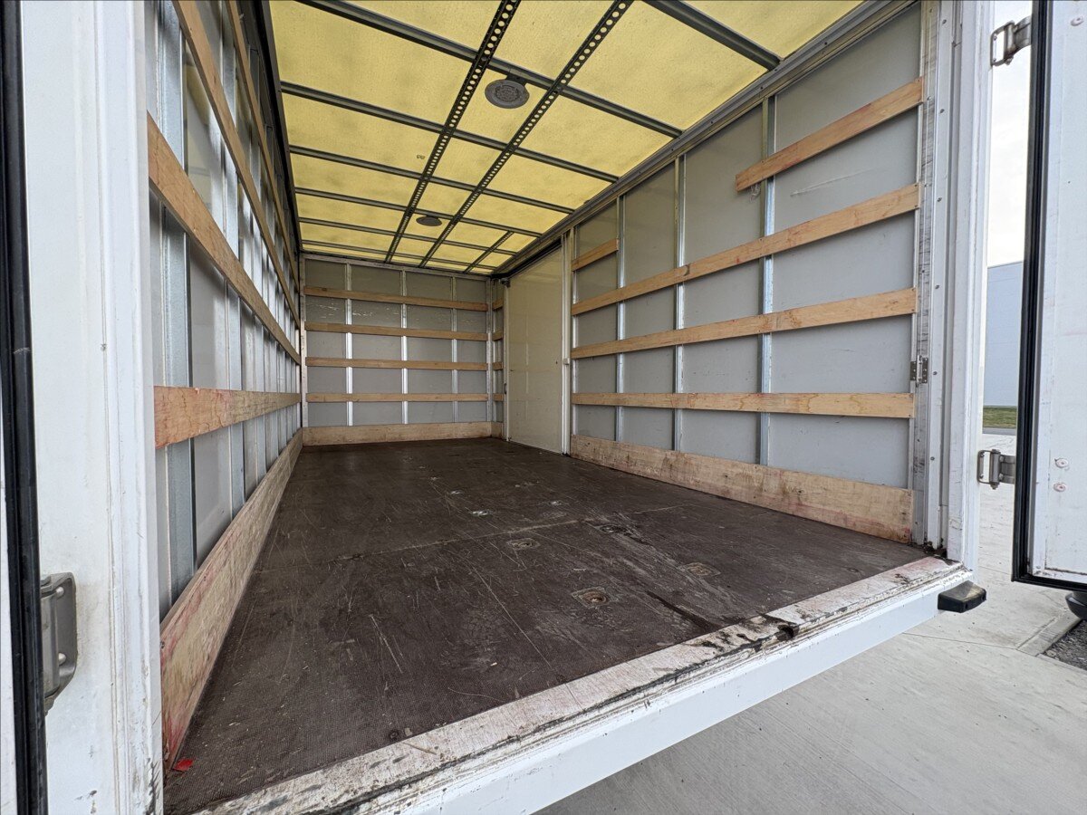 Volkswagen Crafter Skříň 2,0 l 103 kw