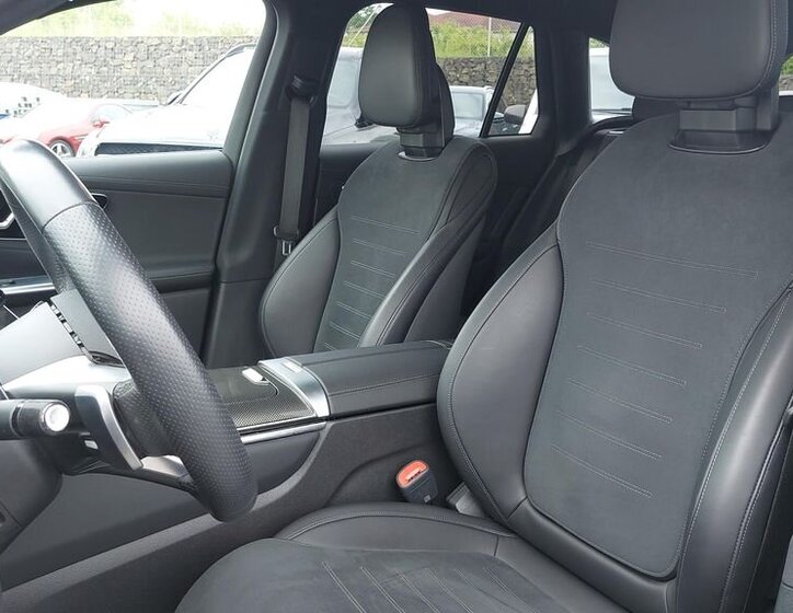 Mercedes-Benz GLC 13