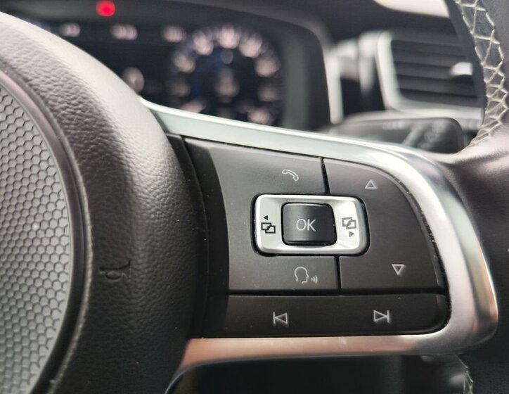 Volkswagen Golf Kombi 2,0 l 110 kw