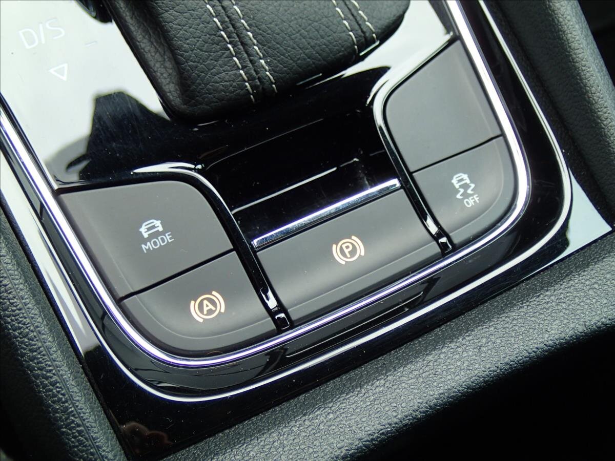 Škoda Kodiaq SUV / Terénní 1,5 l 110 kw