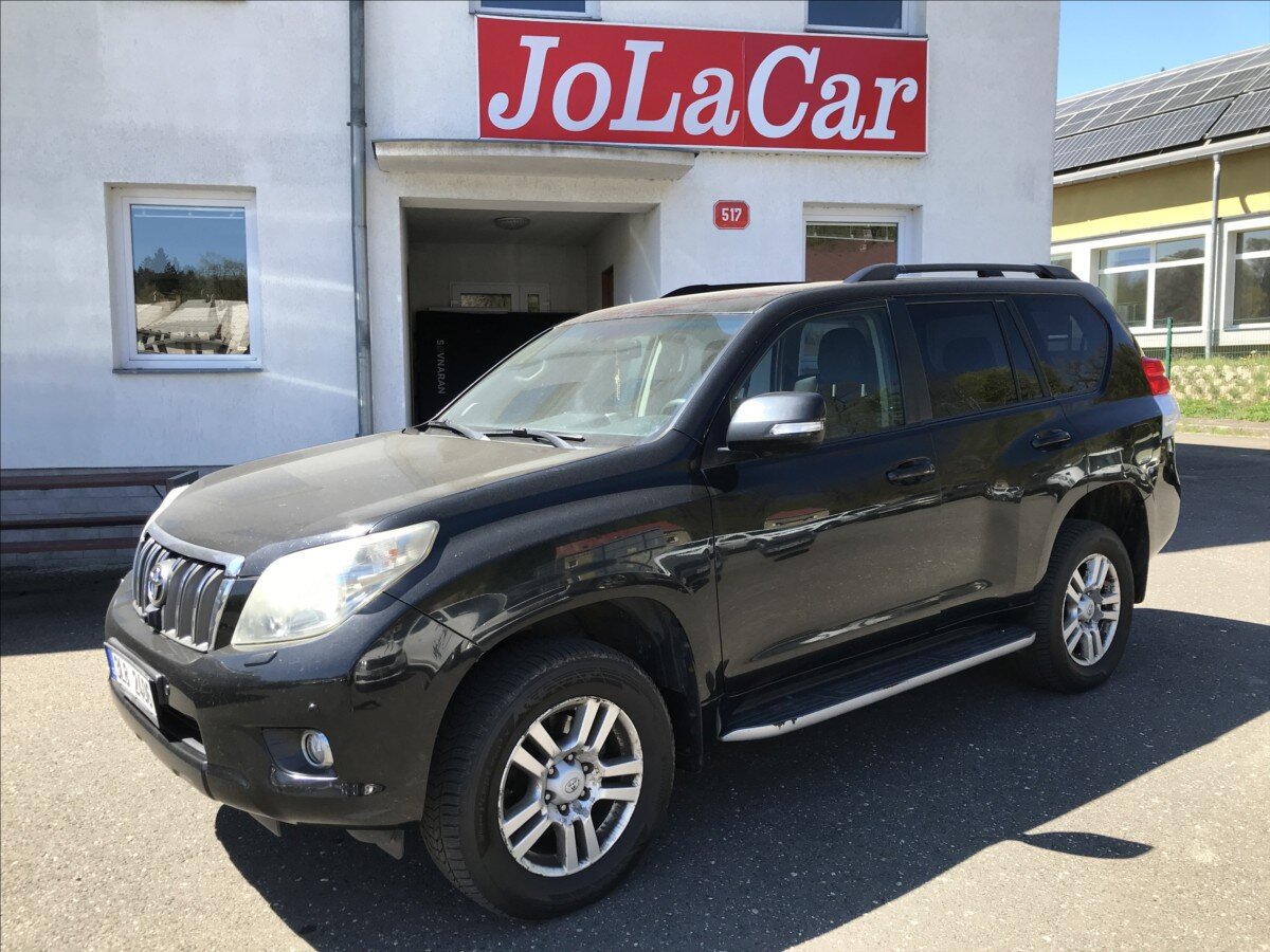 Toyota Land Cruiser Kombi 3,0 l 127 kw