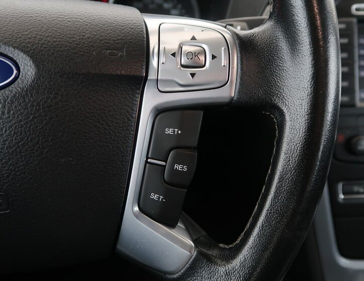 Ford Mondeo Kombi 2,0 l 103 kw