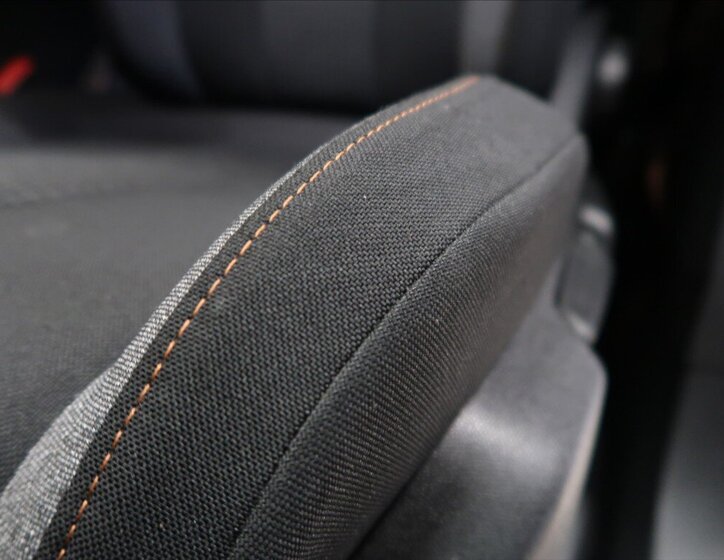 Peugeot 3008 MPV 1,2 l 96 kw