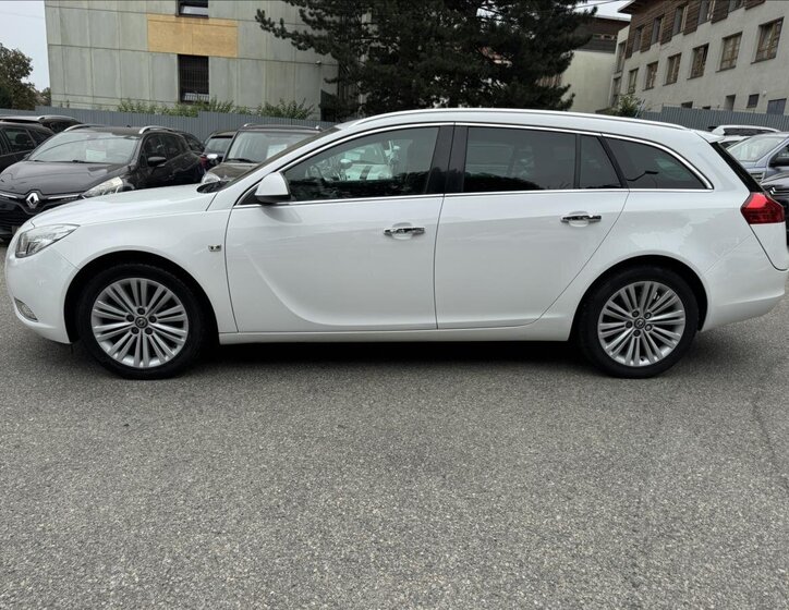 Opel Insignia Kombi 2,0 l 96 kw