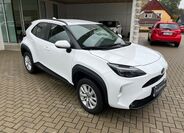 Toyota Yaris Cross 8