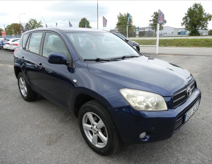 Toyota RAV4 1
