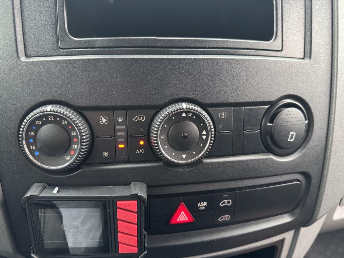 Mercedes-Benz Sprinter Kombi 2,1 l 95 kw