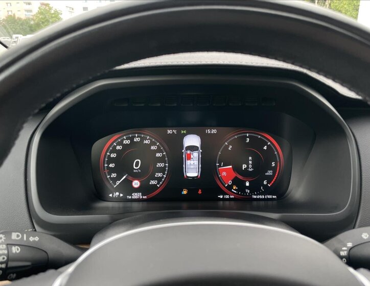 Volvo XC90 SUV 2,0 l 173 kw