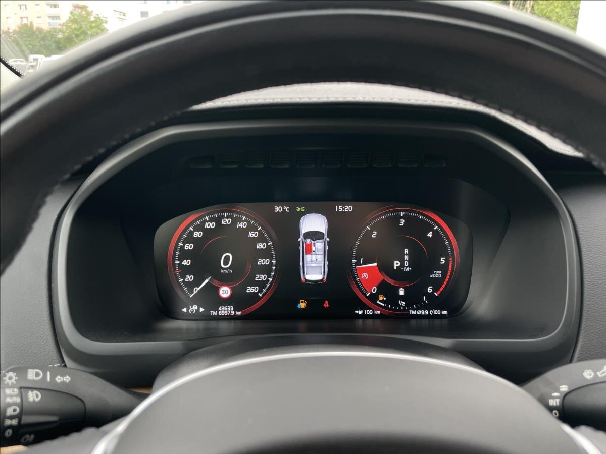 Volvo XC90 SUV 2,0 l 173 kw