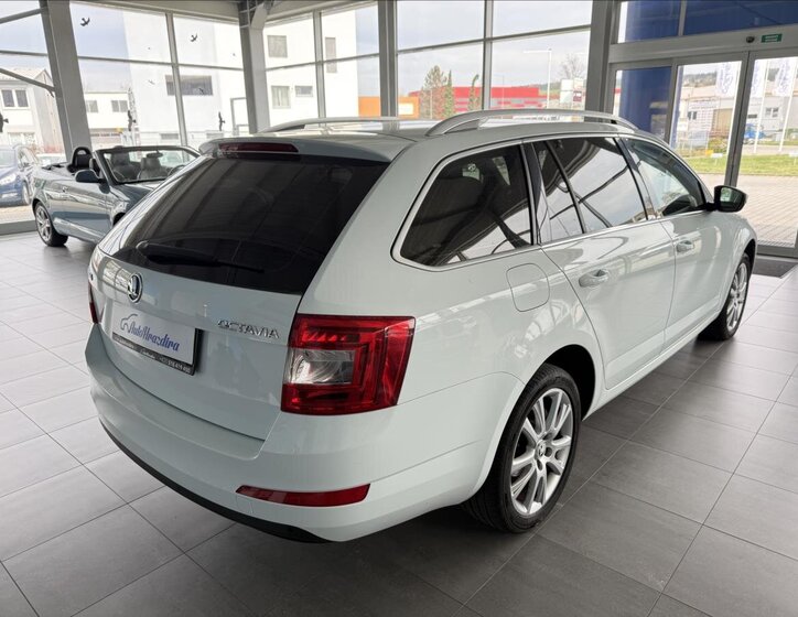 Škoda Octavia Kombi 2,0 l 110 kw