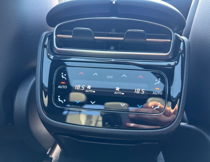 Mercedes-Benz EQE 34