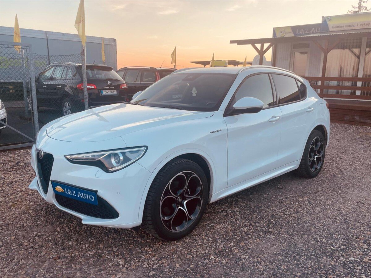 Alfa Romeo Stelvio SUV / Terénní 2,1 l 154 kw