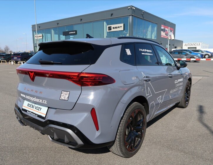 Cupra Terramar SUV / Terénní 2,0 l 195 kw
