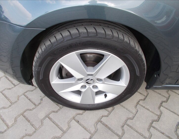 Škoda Octavia Kombi 2,0 l 110 kw