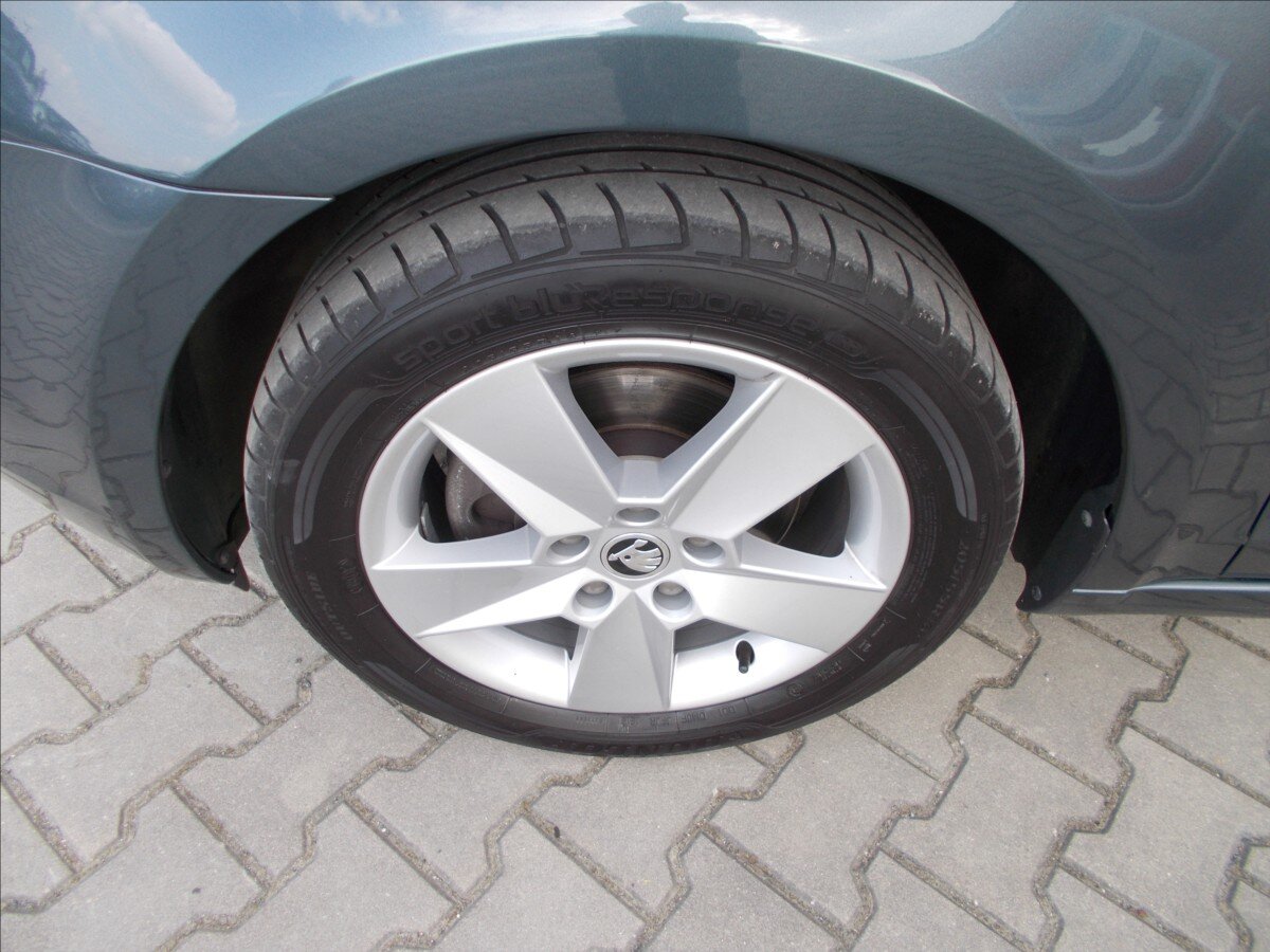 Škoda Octavia Kombi 2,0 l 110 kw