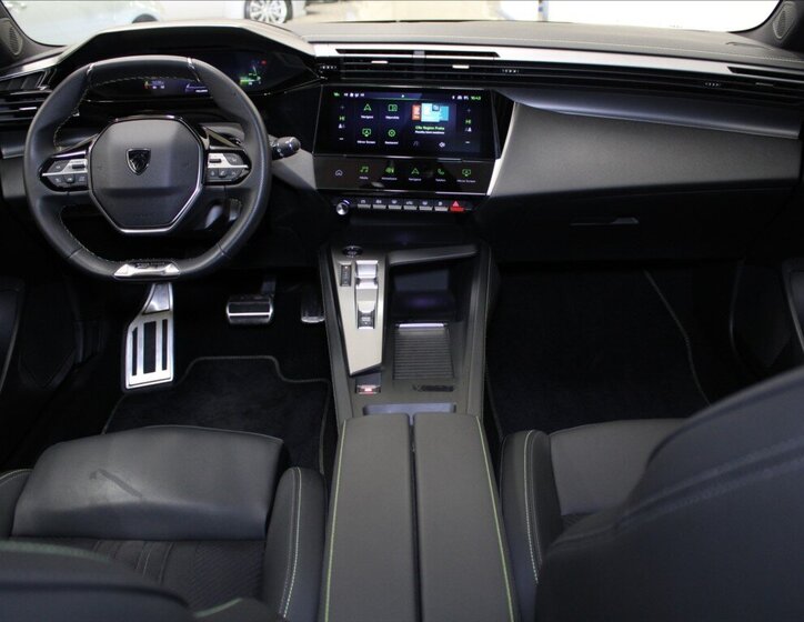 Peugeot 308 Kombi 1,2 l 96 kw