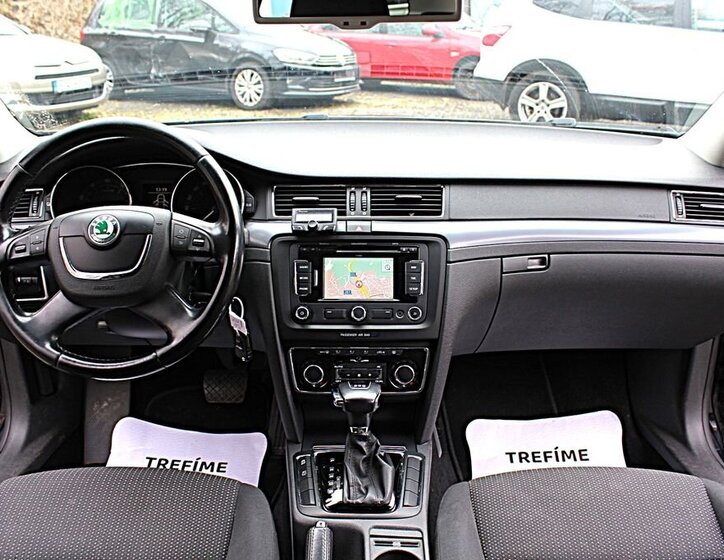 Škoda Superb Kombi 1,8 l 118 kw