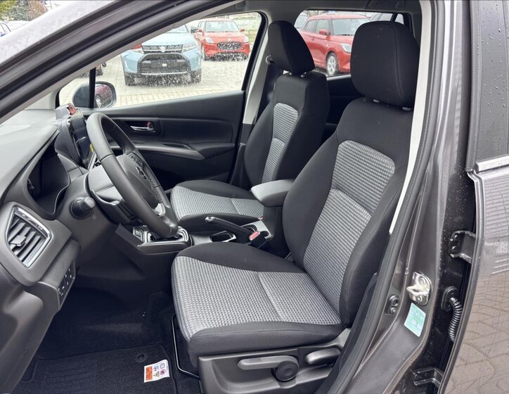 Suzuki S-Cross SUV / Terénní 1,4 l 81 kw