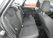 Ford Focus Kombi 999,0 74 kw