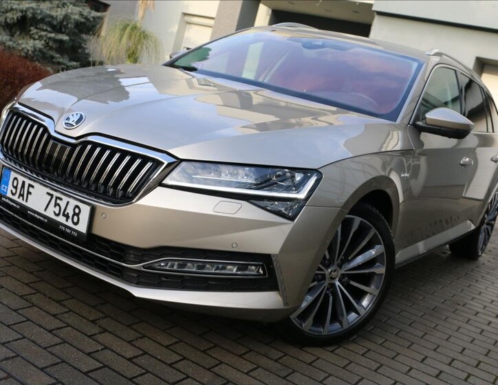 Škoda Superb Kombi 2,0 l 147 kw