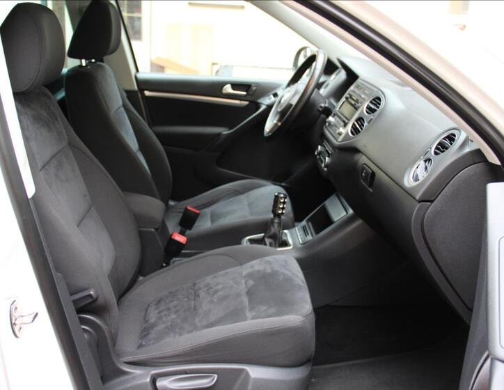 Volkswagen Tiguan 16