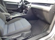 Volkswagen Passat Kombi 1,4 l 115 kw