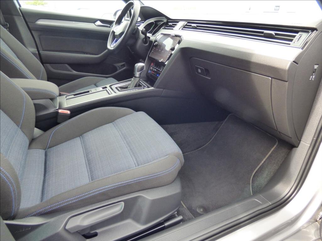 Volkswagen Passat Kombi 1,4 l 115 kw