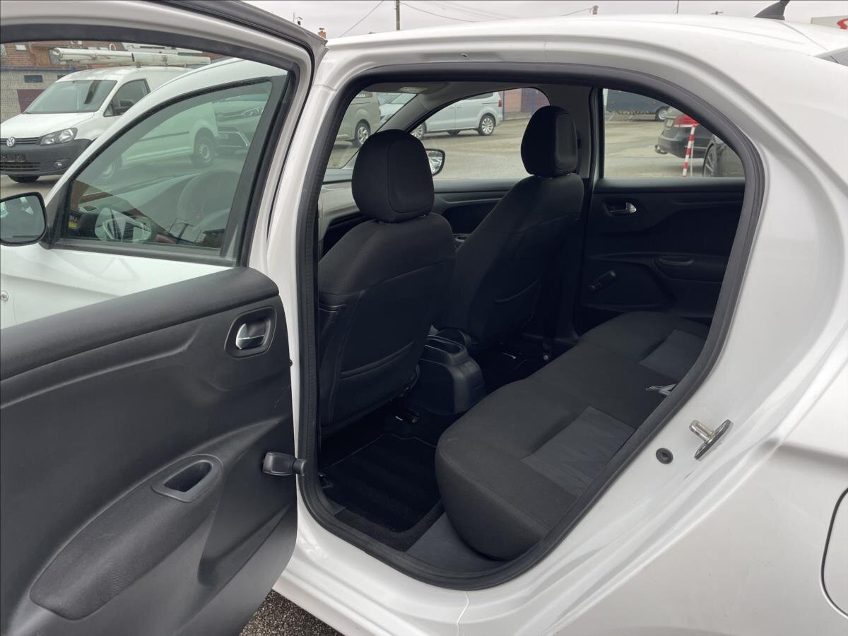 Citroën C-Elysée Sedan 1,2 l 61 kw