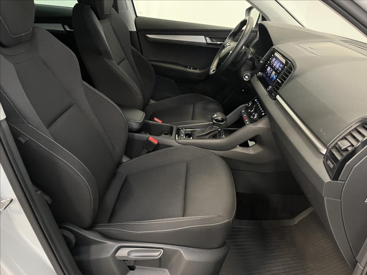 Škoda Karoq SUV / Terénní 1,5 l 110 kw