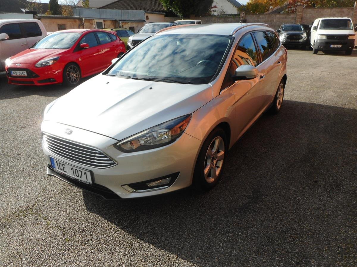 Ford Focus Kombi 999,0 92 kw
